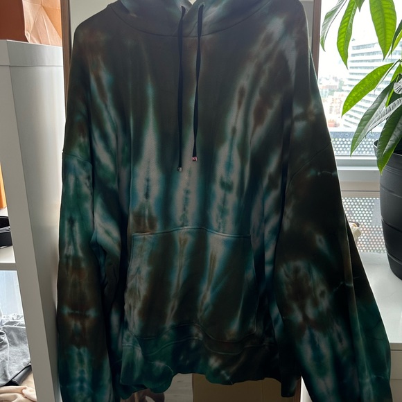 Amiri Men’s Tie Dye Hoodie - Picture 2 of 6